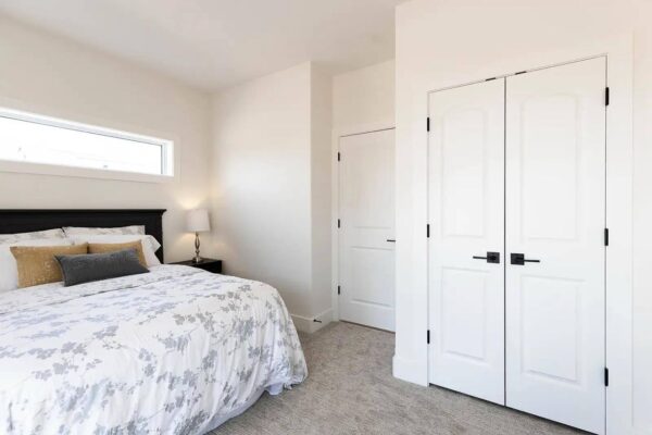 Stunning 3 bedroom bungalow - Image 10